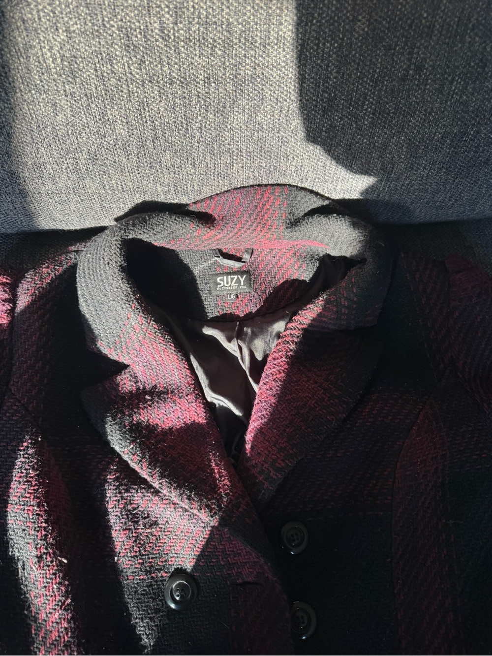 Y2K Suzy Shier Black and Burgundy Plaid Double-Breasted Pea Coat - Picture 7 of 9